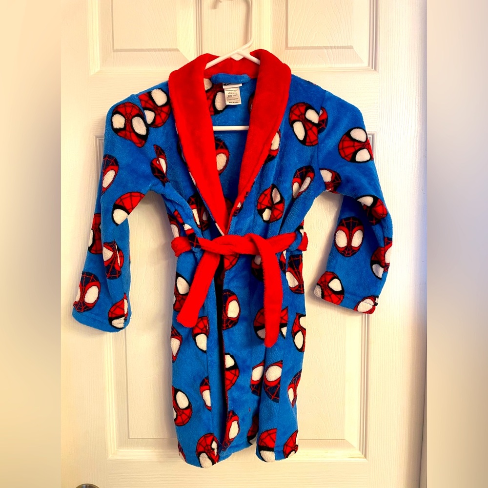 Marvel Spidey robe